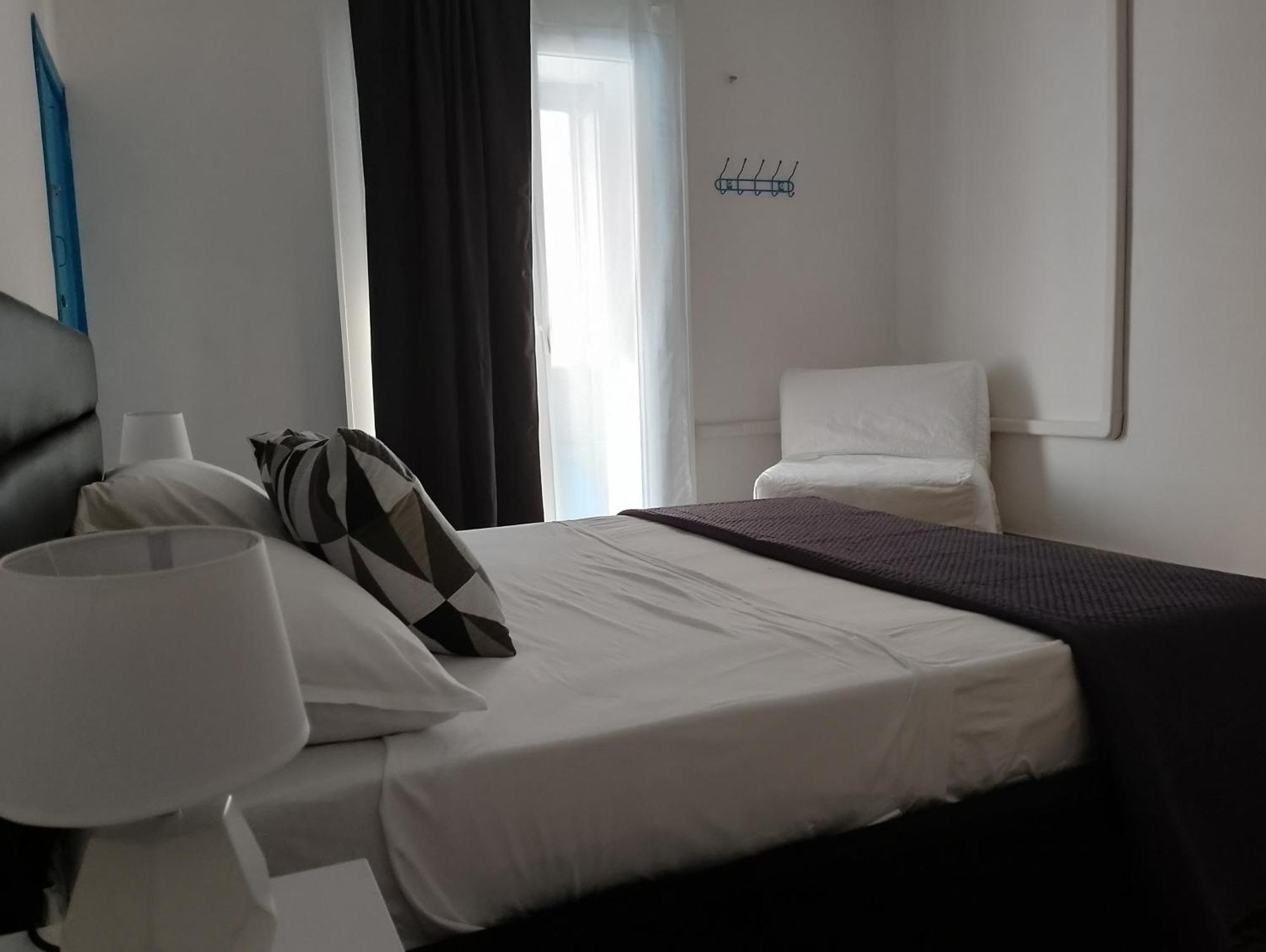 Amira Apartments Trapani Bilik gambar